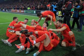 爱游戏app下载-奥地利击败希腊队，成功晋级欧预赛半决赛的简单介绍